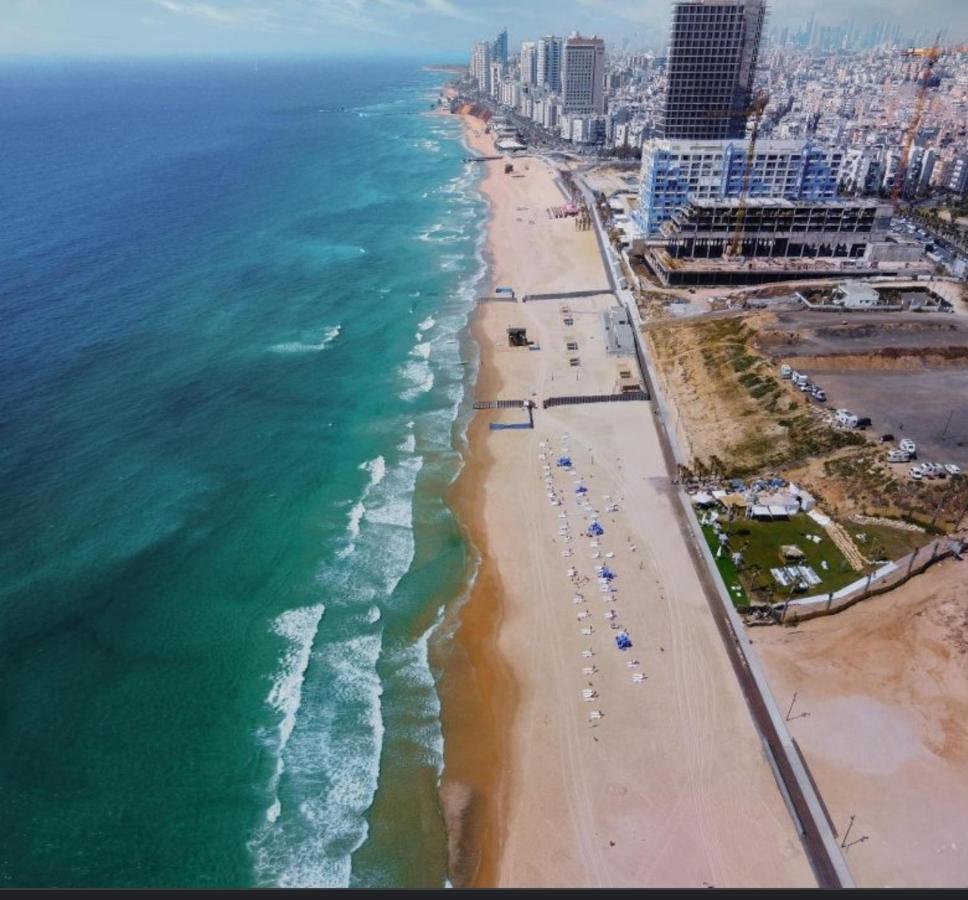 Appartement Aristo On The Beach à Tel-Aviv Extérieur photo